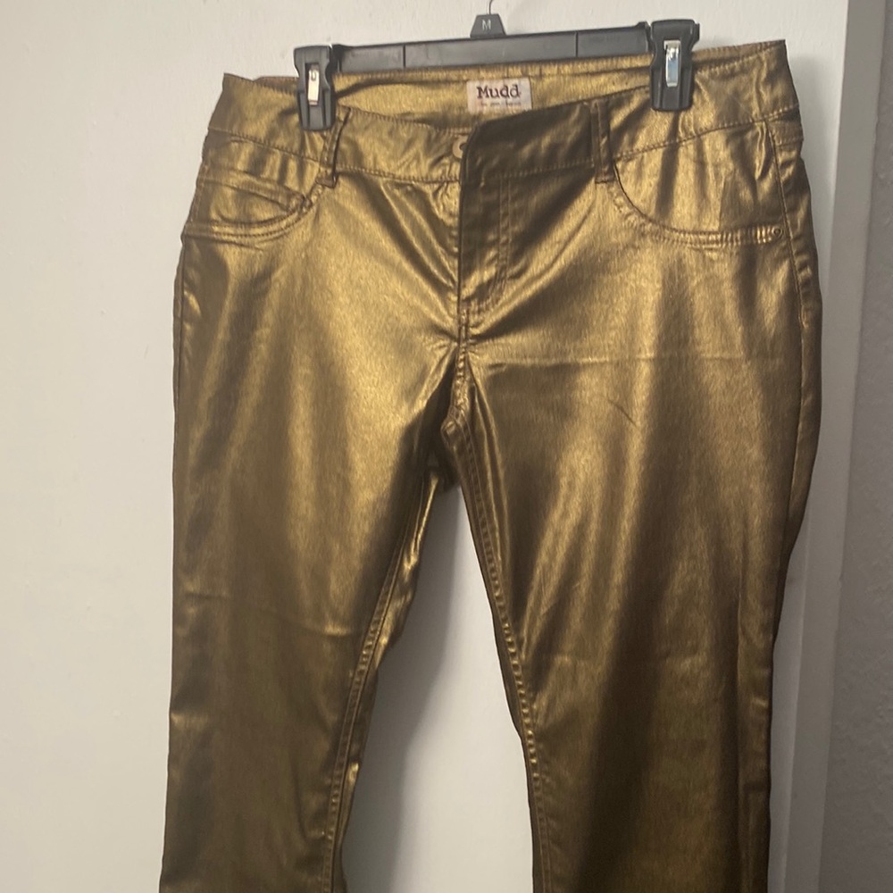 Mudd Skinny jeans Gold in color . Like new. Only worn once
